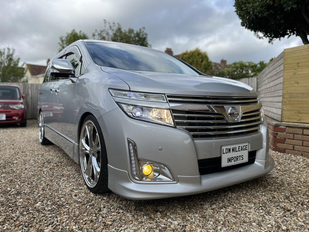 View NISSAN ELGRAND 3.5 V6 VIP - MASSIVE SPEC - NOW SOLD