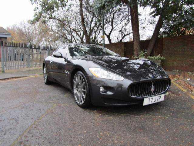 MASERATI GRANTURISMO 4.2 V8 (2007)