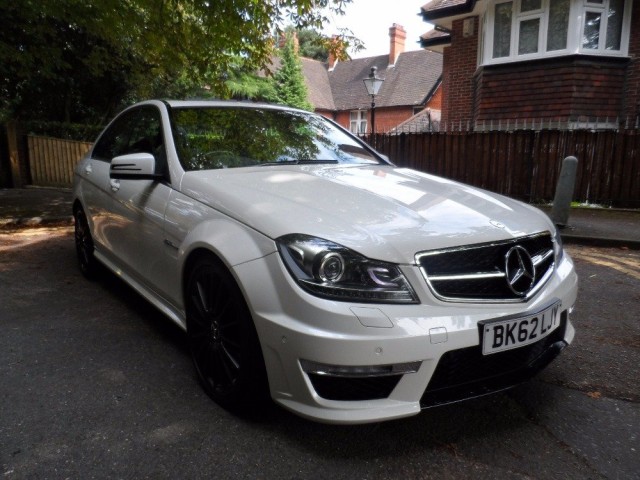 MERCEDES-BENZ C CLASS C63 AMG (2012)