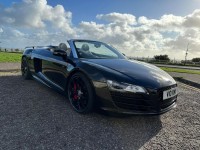 AUDI R8 5.2 SPYDER V10 QUATTRO (2010/10)