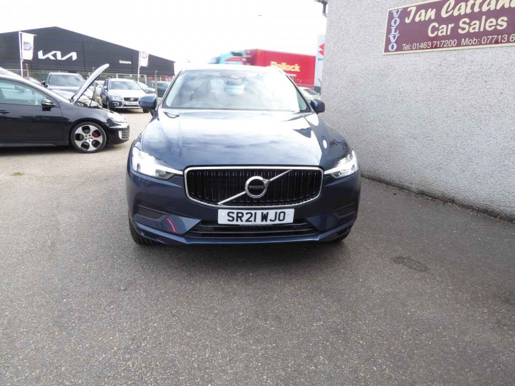View VOLVO XC60 2.0 Momentum B4 AWD (197hp) Auto
