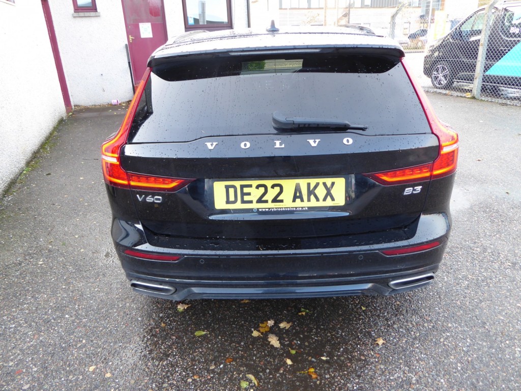 View VOLVO V60 2.0 Plus Dark B3 (163 hp)