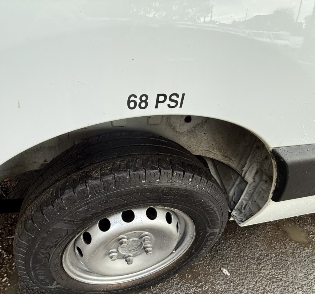 View VAUXHALL MOVANO LOW MILES 36K WELFARE VAN 2.3 CDTi 3500