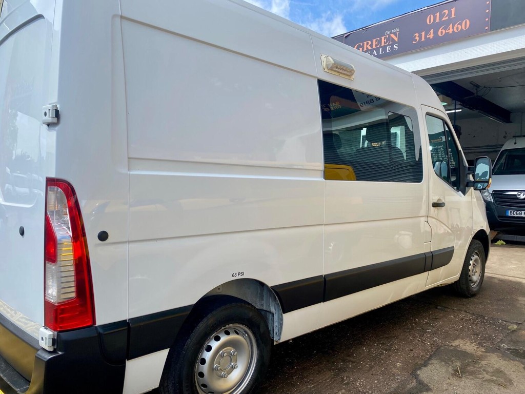 View VAUXHALL MOVANO 2.3 CDTi 3500 WELFARE UTILITY MESS VAN 