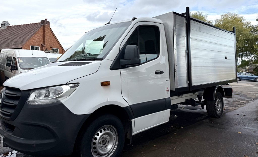 MERCEDES-BENZ SPRINTER