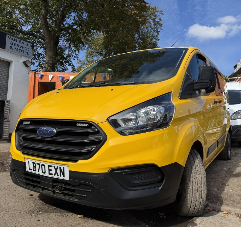 FORD TRANSIT CUSTOM Combi Crew 2.0 340 EcoBlue Leader