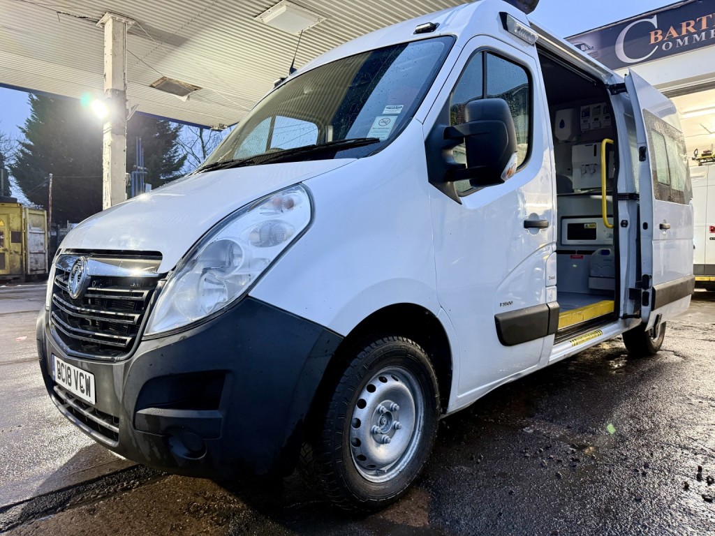 View VAUXHALL MOVANO WELFARE COMBI  IDEAL CAMPER CONVERSION 2.3 CDTi 3500