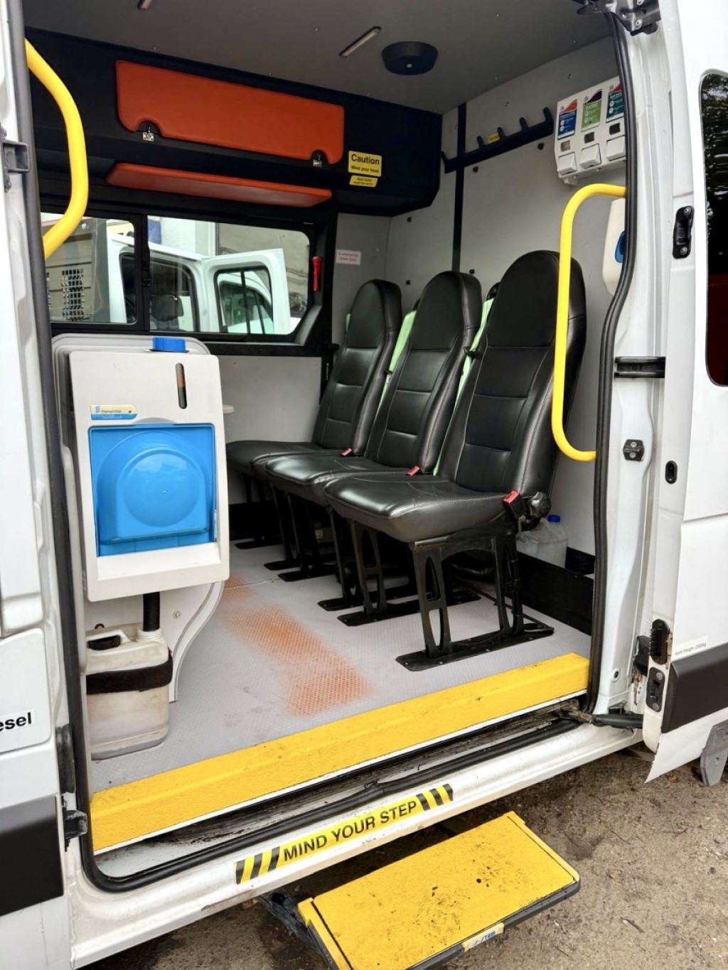 View VAUXHALL MOVANO COMBI  CREW WELFARE 2.3 CDTi 3500