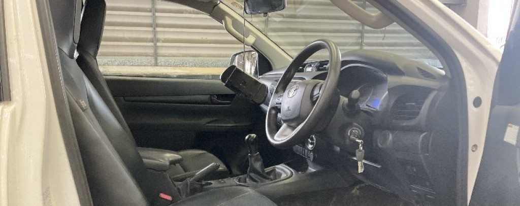 View TOYOTA HILUX Arborist Tipper 2.4 D-4D Active