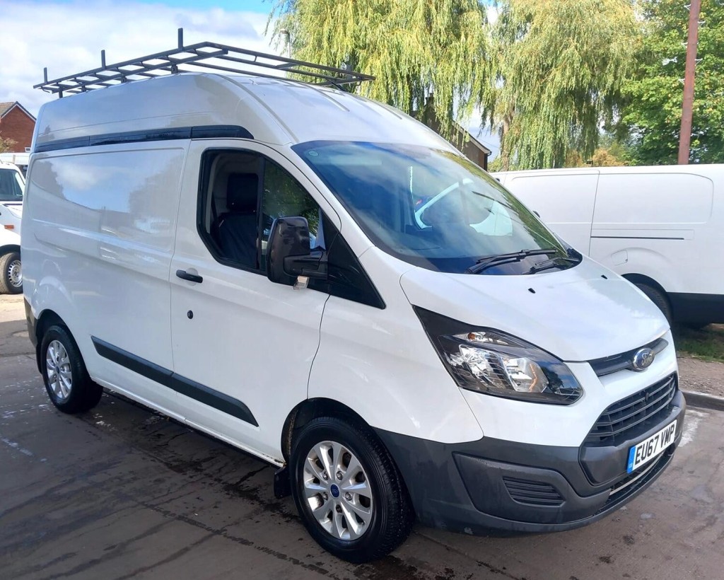 View FORD TRANSIT CUSTOM SWB 2.0 TDCi 290 LOW MILES