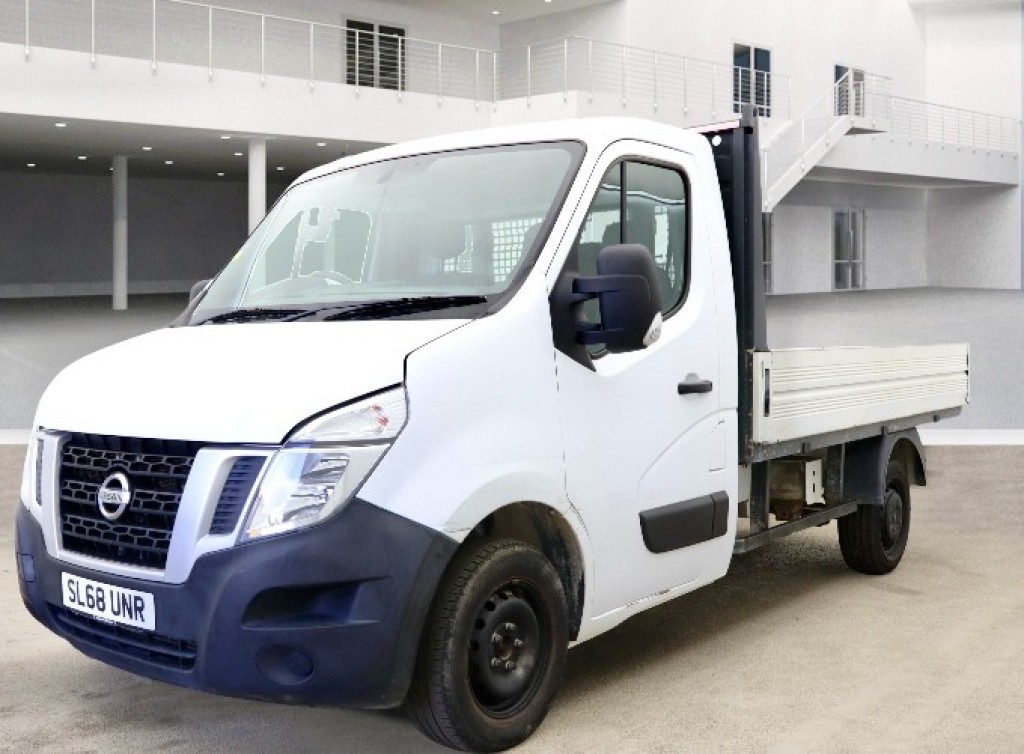 View NISSAN NV400 Dropside 2.3 dCi 35 SE