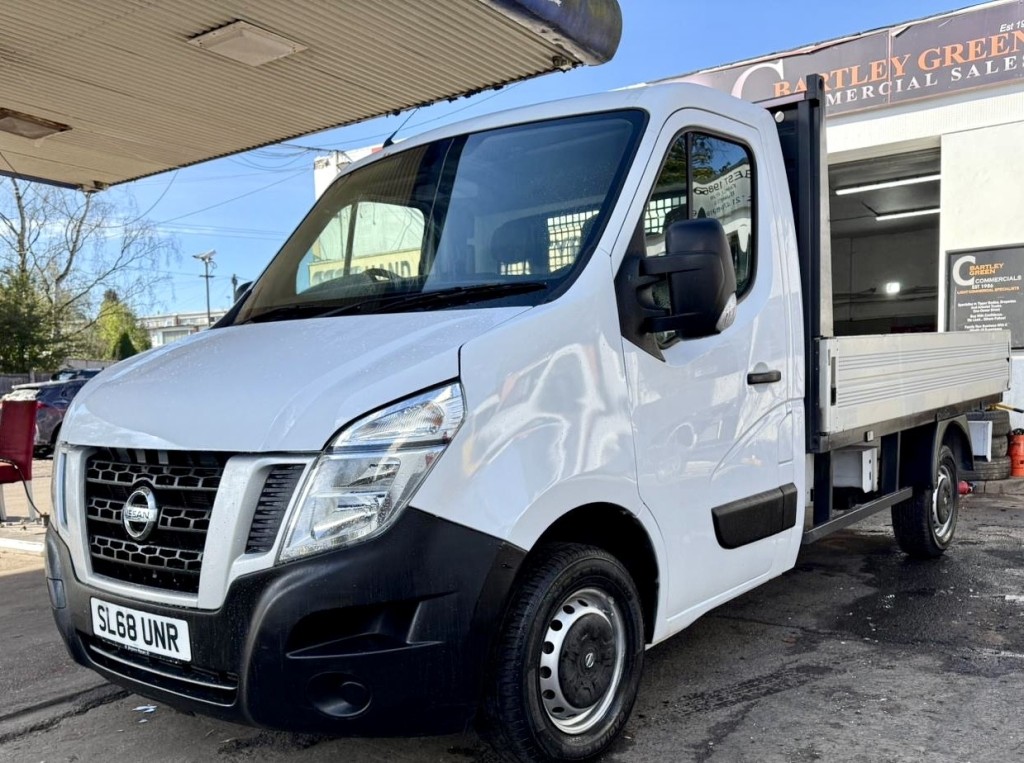 View NISSAN NV400 Dropside 2.3 dCi 35 SE