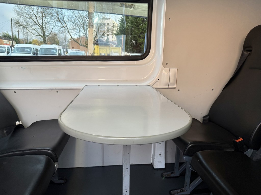 View FORD TRANSIT WELFARE CREW VAN 2.0 350 EcoBlue