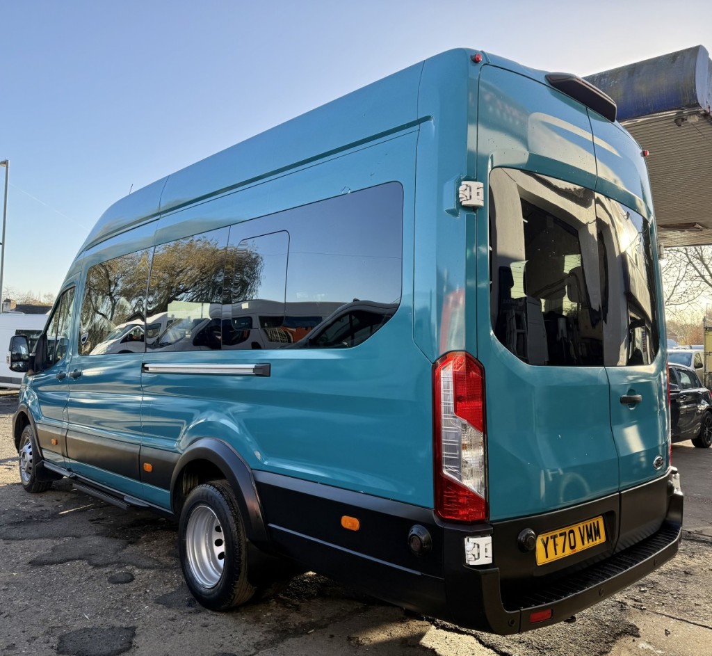 View FORD TRANSIT 2.0 460 EcoBlue Leader 17 Seats