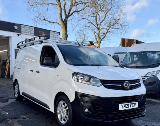 VAUXHALL VIVARO