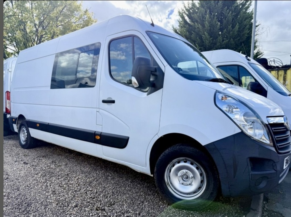 View VAUXHALL MOVANO LWB COMBI CREW X 6 SEATS 2.3 CDTi 3300