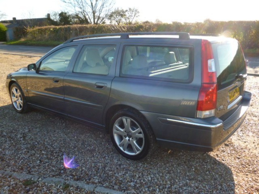 VOLVO V70