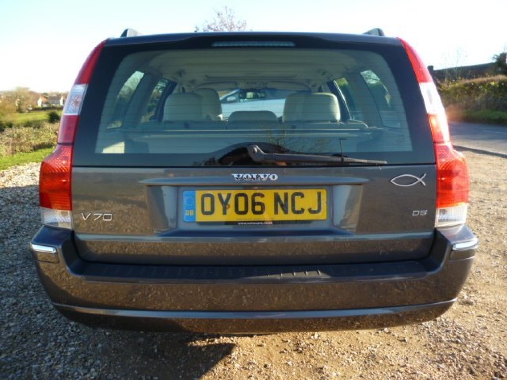 VOLVO V70