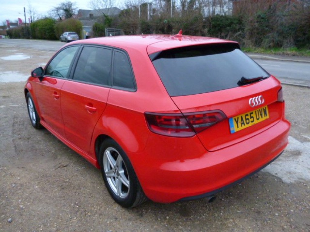 View AUDI A3 1.6 TDI ultra SE 