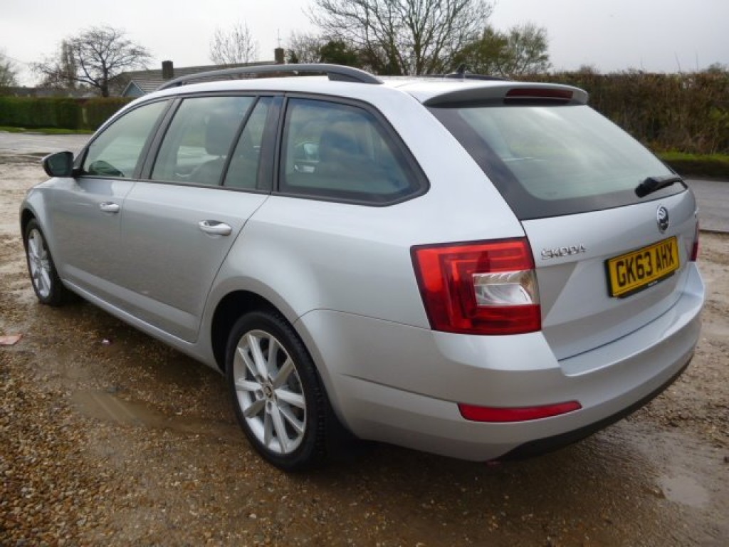 SKODA OCTAVIA