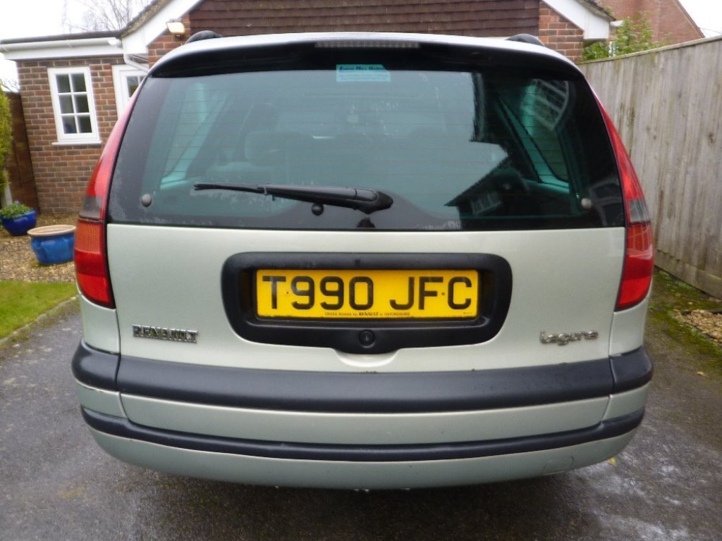 RENAULT LAGUNA
