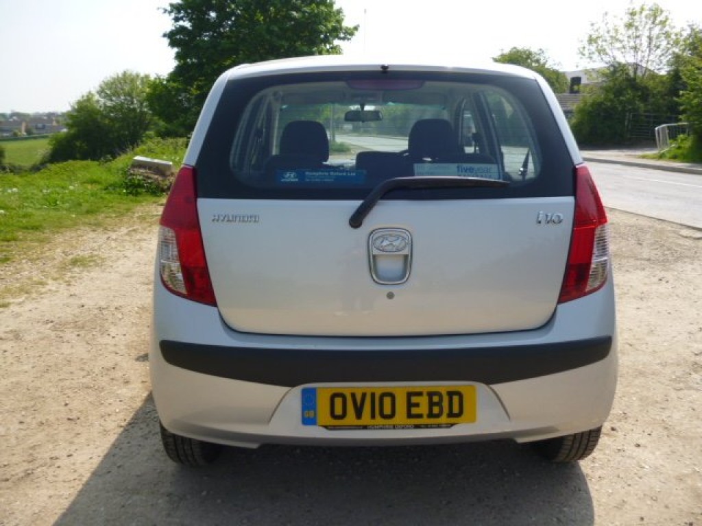 HYUNDAI I10
