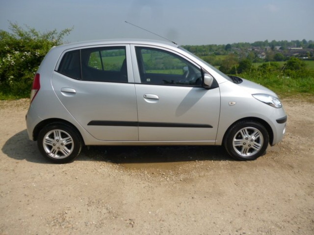 View HYUNDAI I10 1.2 Comfort