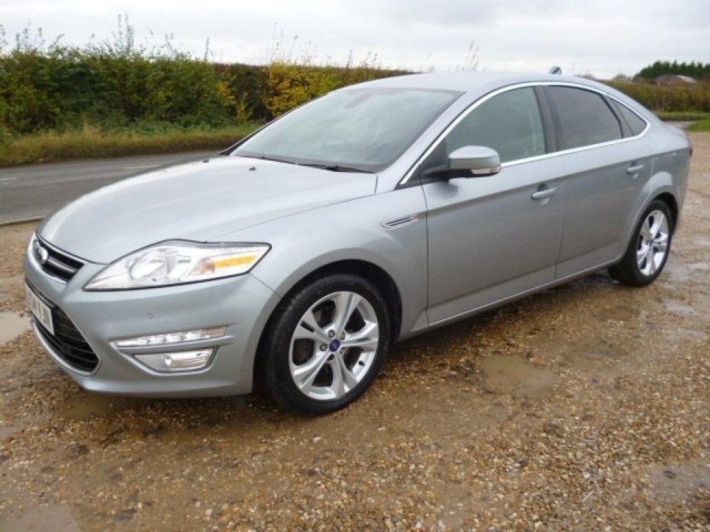 FORD MONDEO