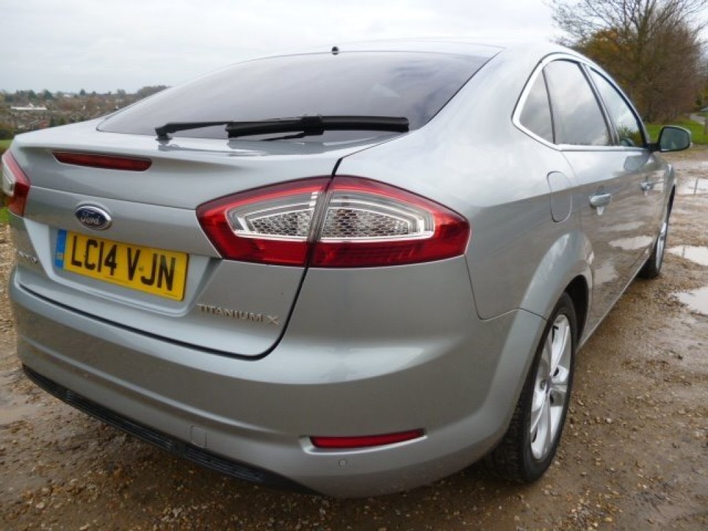 FORD MONDEO