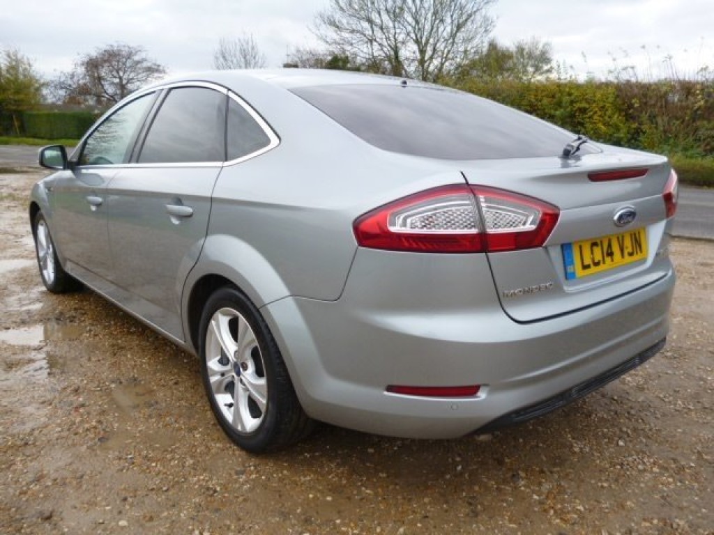 FORD MONDEO