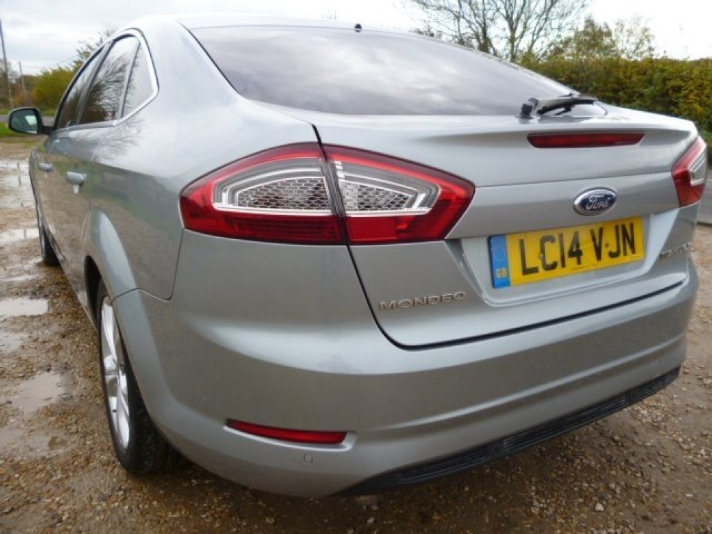 FORD MONDEO