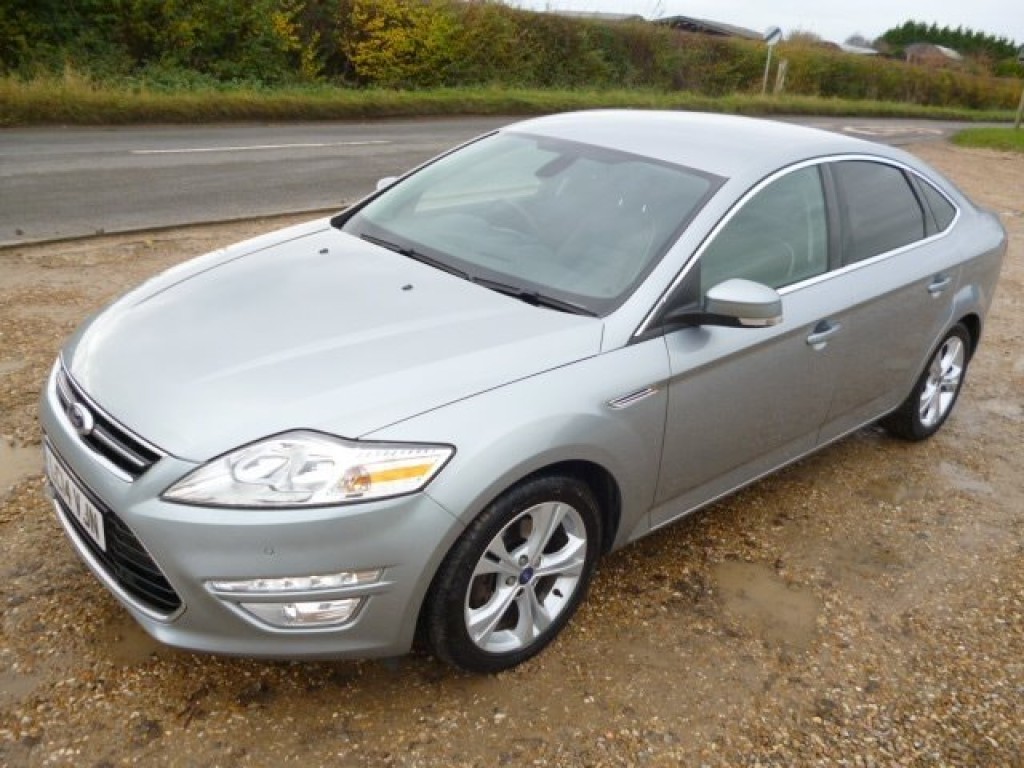 FORD MONDEO