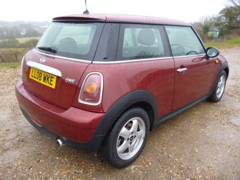 View MINI HATCH ONE