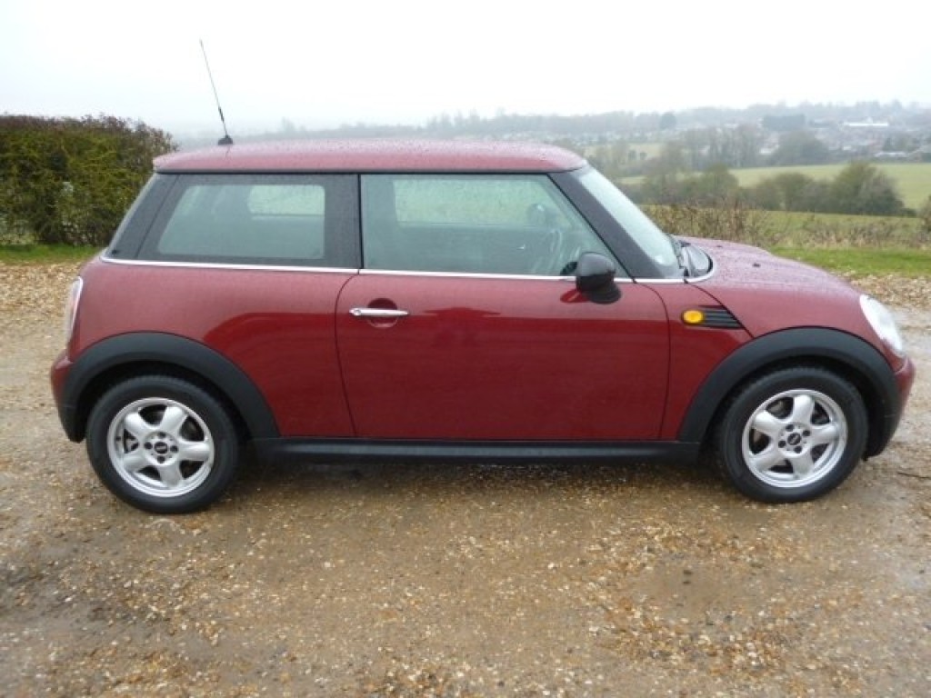 View MINI HATCH ONE