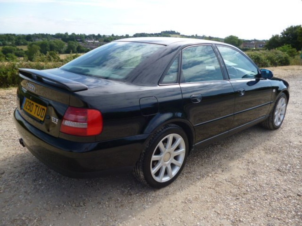 View AUDI A4 QUATTRO 1.8T SPORT