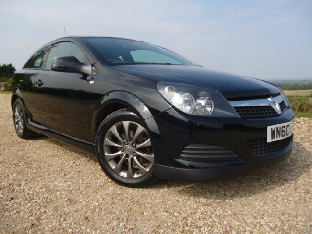 View VAUXHALL ASTRA 1.4 SPORT 3DR ONLY 59K 1 OWNER