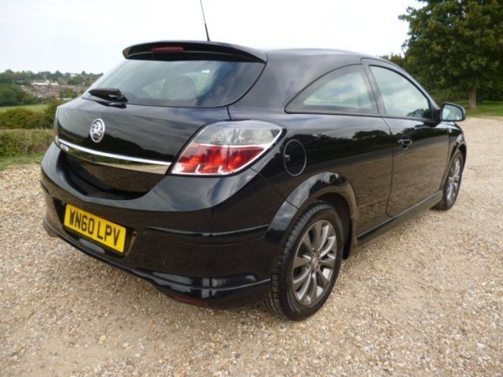 View VAUXHALL ASTRA 1.4 SPORT 3DR ONLY 59K 1 OWNER