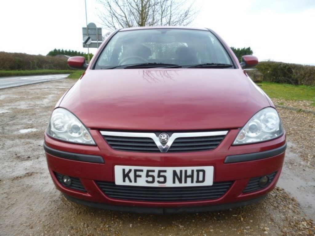 VAUXHALL CORSA