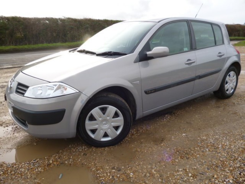 RENAULT MEGANE