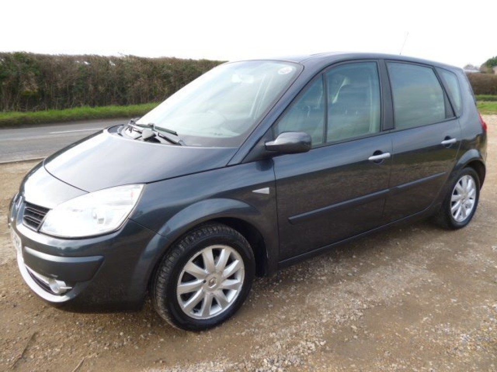 RENAULT SCENIC