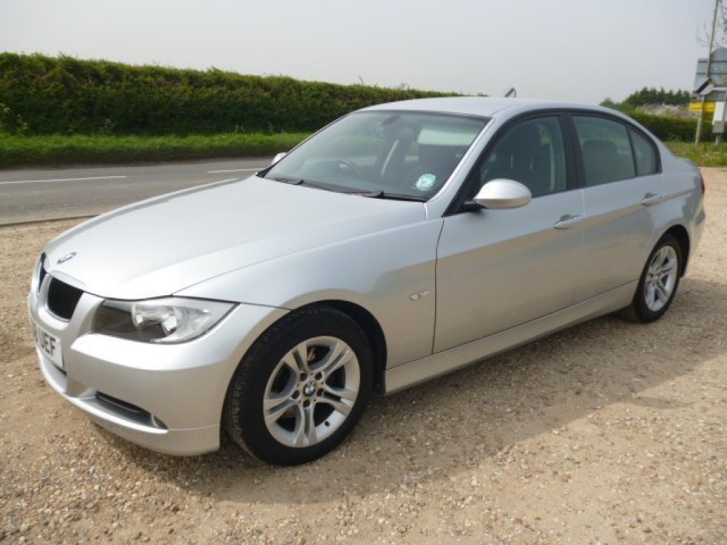 BMW 3 SERIES