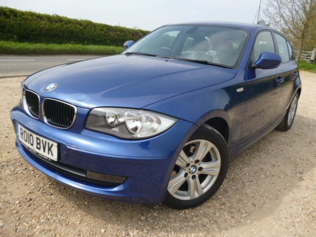BMW 1 SERIES