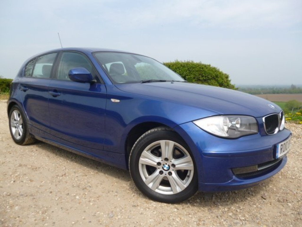BMW 1 SERIES