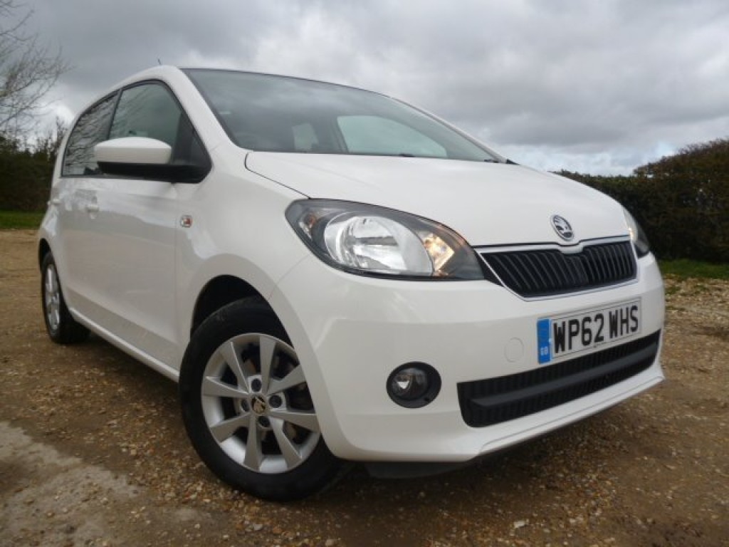 View SKODA CITIGO 1.0 MPi 60  Elegance GreenTech 1 OWNER LOW MILES