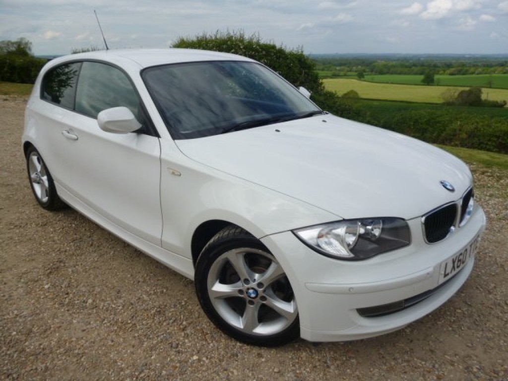 BMW 1 SERIES