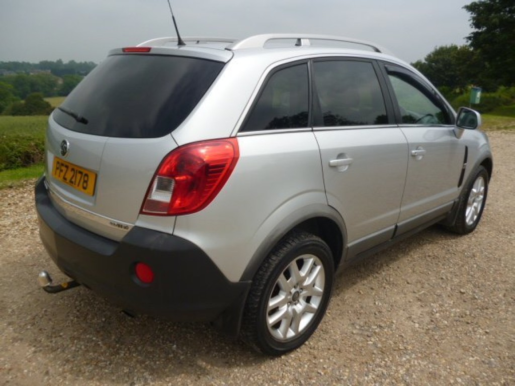 View VAUXHALL ANTARA 2.2 CDTi 163 4WD  EXCLUSIV