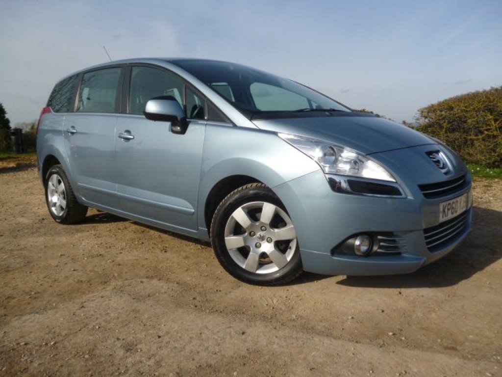 View PEUGEOT 5008 1.6 HDI SPORT 7 SEATER NEW CAMBELT