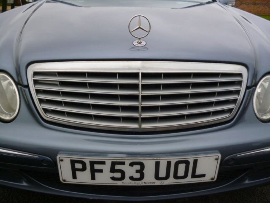 MERCEDES-BENZ E CLASS