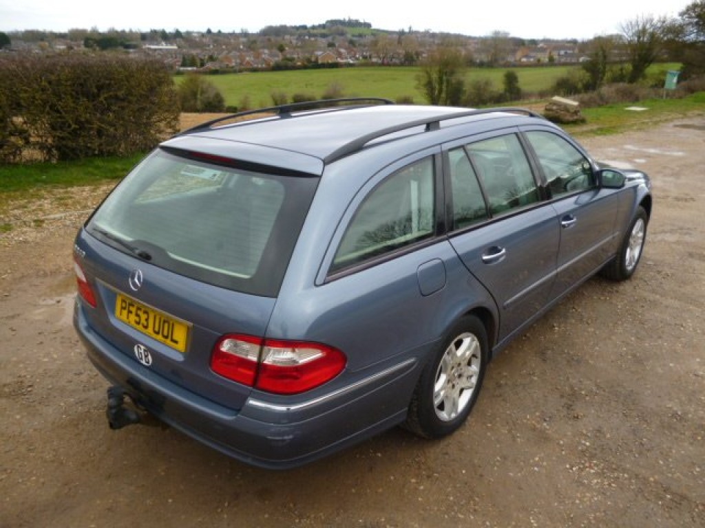MERCEDES-BENZ E CLASS