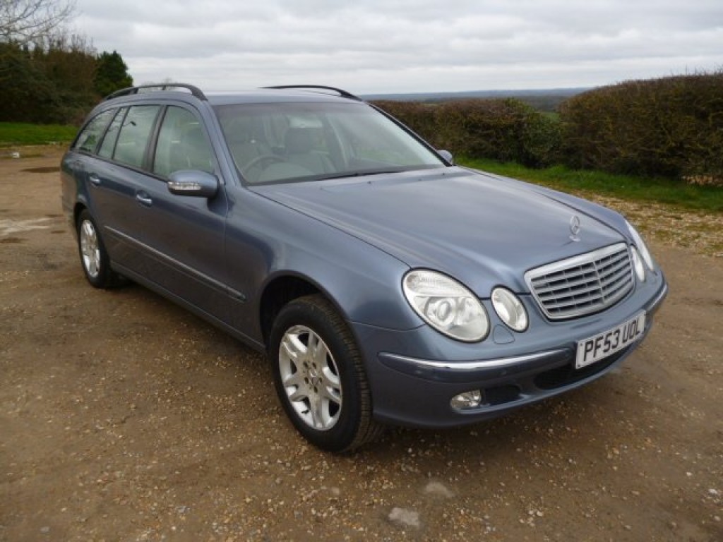 MERCEDES-BENZ E CLASS